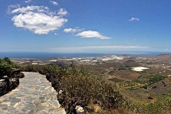 see Tenerife landscapes thru road bike tour