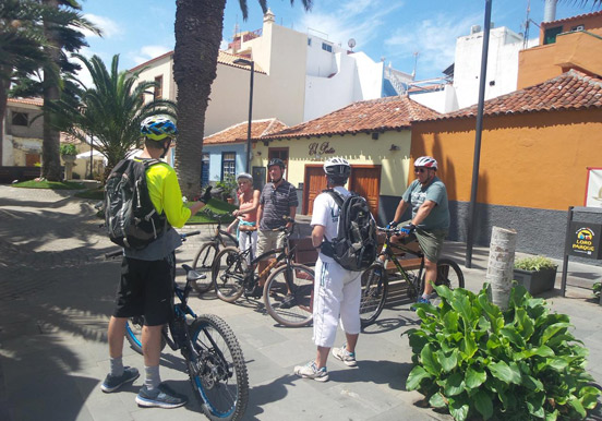 mountain bike tour around Puerto de la Cruz