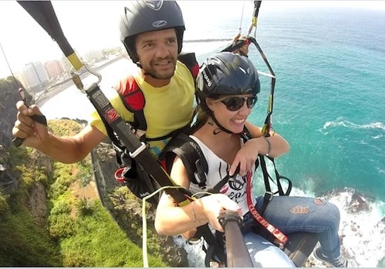 Puerto de la Cruz paragling.jpg