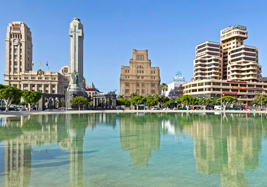 Plaza de España in Santa Cruz