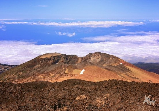 Guided hiking tour on Teide National Park.jpg