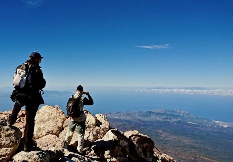 Teide summit ascent.jpg