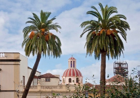 La Orotava historical town-min.jpg