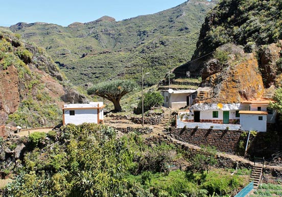 El Batan route hiking in Tenerife