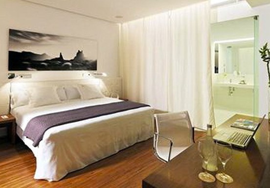 Room in Mencey hotel.jpg